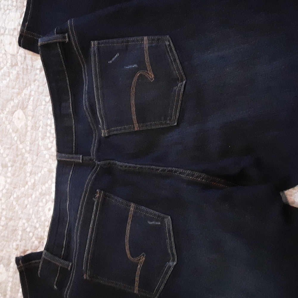 Time and True Womans 18Petite distressed skinny jeans - Picture 6 of 6